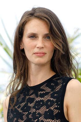 Marine Vacth beim Photocall zum Kinofilm Masquerade auf dem Festival de Cannes 2022 75. Internationale Filmfestspiele von Cannes am Palais des Festivals. Cannes, 28.05.2022