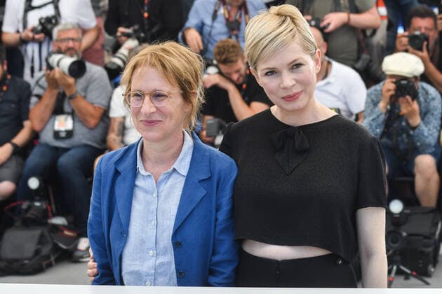 75eme Festival International du Film de Cannes. Photocall du film Showing Up . 75th International cannes Film festival. Photocall with Showing Up movie 280922 2022-05-28 Cannes France Williams, Michelle; Reichardt, Kelly  Copyright: xSergexArnalx xStarfacex STAR_280922_018
