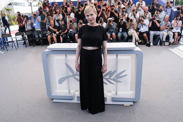 75eme Festival International du Film de Cannes. Photocall du film Showing Up . 75th International cannes Film festival. Photocall with Showing Up movie 280922 2022-05-28 Cannes France Williams, Michelle  Copyright: xSergexArnalx xStarfacex STAR_280922_028