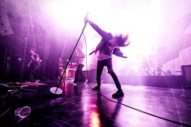 Kvelertak live in Oslo, Norway Oslo, Norway. 27th, May 2022. The Norwegian heavy metal band Kvelertak performs a live concert at Sentrum Scene in Oslo. Here vocalist Ivar Nikolaisen is seen live on stage. Oslo Norway Sentrum Scene  Copyright: xGonzalesxPhoto TerjexDokkenx