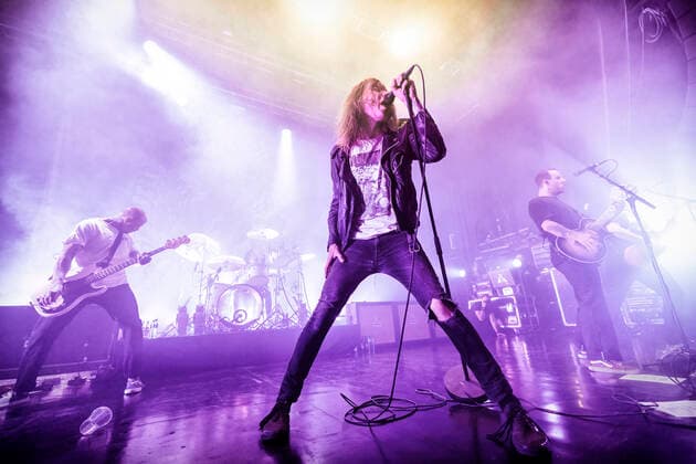 Kvelertak live in Oslo, Norway Oslo, Norway. 27th, May 2022. The Norwegian heavy metal band Kvelertak performs a live concert at Sentrum Scene in Oslo. Here vocalist Ivar Nikolaisen is seen live on stage. Oslo Norway Sentrum Scene  Copyright: xGonzalesxPhoto TerjexDokkenx