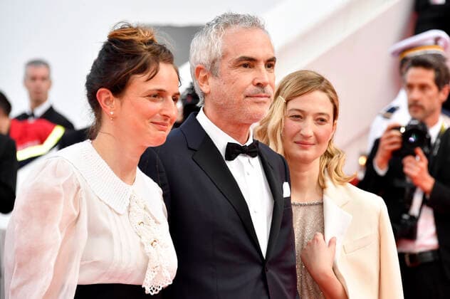 Alice Rohrwacher, Alfonso Cuaron und Alba Rohrwacher bei der Closing Ceremony des Festival de Cannes 2022 75. Internationale Filmfestspiele von Cannes im Palais des Festivals. Cannes, 28.05.2022