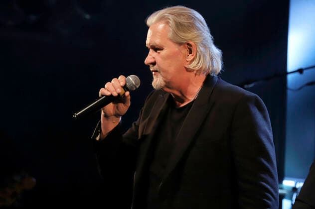 Johnny Logan & Band live bei einem Konzert der The Irish Soul -Tour im Grünspan. Hamburg, 28.05.2022