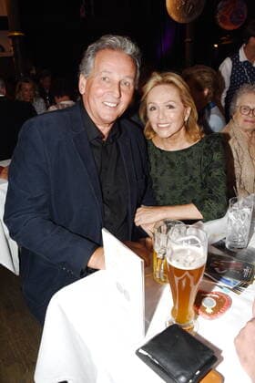 Altfried Schumacher Marian Schulz Verlegerin Muenchen 29.05.2011 Wirtshaus im Schlachthof Narrhalla Sigi Sommertaler Verleihung 2022 Muenchen