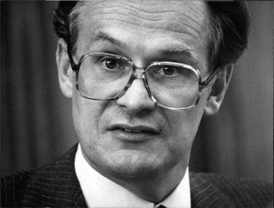 Peter Glotz Peter Glotz, SPD-Bundesgeschäftsführer., Copyright: UnitedxArchivesxSvenxSimon Nur redaktionelle Nutzung. Editorial usage only. UnitedArchivesIMS_3332717F EDITORIAL USE ONLY