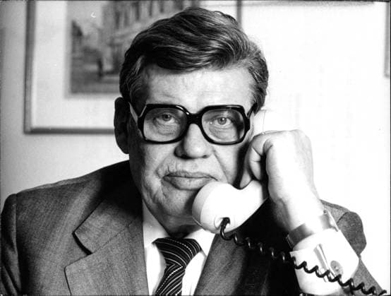 Hanns Martin Schleyer Ein Bild von Hanns Martin Schleyer, dem Präsidenten der deutschen Arbeitgeberverbände, der in den frühen Abendstunden des 5. September 1977 von einem Terroristenkommando in Köln entführt wurde., Copyright: UnitedxArchivesxSvenxSimon Nur redaktionelle Nutzung. Editorial usage only. UnitedArchivesIMS_3335786F EDITORIAL USE ONLY
