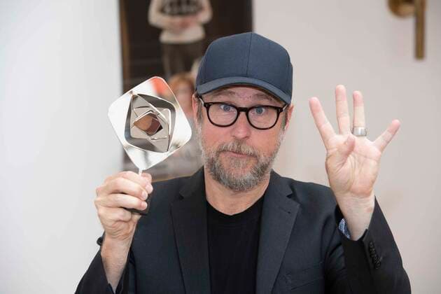 Bjarne MAEDEL, Mädel, Schauspieler, Regisseur, doppelter Grimmepreistraeger, isgesamt sein vierter Grimmepreis, Pressekonferenz zur Bekanntgabe der Preistraeger fuer den 58. Grimme-Preis 2022 am 31.05.2022 im Grillo-Theater in Essen Deutschland.