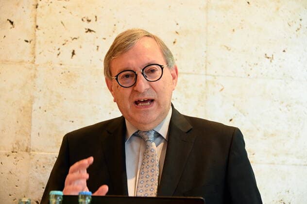Abraham Lehrer, Vizepräsident den Zentralrats der Juden bei der Pressekonferenz zum Programm von Shalom Musik Köln das Musikfestival findet im Rahmen des jüdischen Festjahr vom 4.-11.08.2022 statt.
