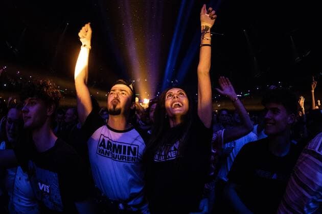 2022-06-02 21:58:58 AMSTERDAM - Armin van Buuren will perform in the Ziggo Dome. The Dutch DJ is in Amsterdam with his new This Is Me show, called Feel Again. ANP PAUL BERGENAMSTERDAM - Fans dance to the music of Armin van Buuren in the Ziggo Dome. The Dutch DJ is in Amsterdam with his new This Is Me show, called Feel Again. ANP PAUL BERGEN netherlands out - belgium out