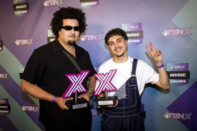 2022-06-02 22:57:07 AMSTERDAM - Cristian D wins the next best and best video award during the FunX Music Awards in AFAS Live in Amsterdam. During the award show, the most important music prizes of the young Netherlands were presented. ANP RAMON VAN FLYMEN netherlands out - belgium out