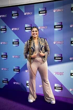 2022-06-02 20:05:57 AMSTERDAM - Numidia on the purple carpet for the FunX Music Awards in AFAS Live in Amsterdam. During the award show, the most important music prizes of the young Netherlands are presented. ANP RAMON VAN FLYMEN netherlands out - belgium out