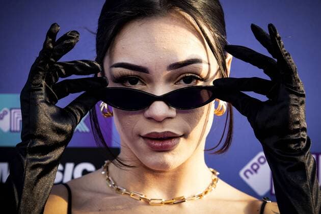 Entertainment Themen der Woche KW22 Entertainment Bilder des Tages 2022-06-02 19:50:59 AMSTERDAM - Sarita Lorena on the purple carpet for the FunX Music Awards in AFAS Live in Amsterdam. During the award show, the most important music prizes of the young Netherlands are presented. ANP RAMON VAN FLYMEN netherlands out - belgium out