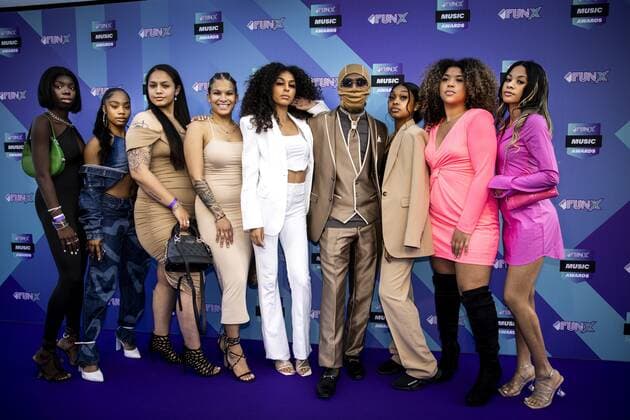 2022-06-02 20:55:57 AMSTERDAM - The purple carpet for the FunX Music Awards in AFAS Live in Amsterdam. During the award show, the most important music prizes of the young Netherlands are presented. ANP RAMON VAN FLYMEN netherlands out - belgium out