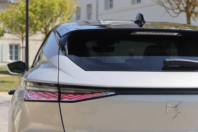 DS 4 Puretech 225 Performance Line - modele 2022 NEWS : Presentation essai DS 4 2022 LaurentSanson Panoramic 