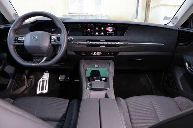 DS 4 Puretech 225 Performance Line - modele 2022 NEWS : Presentation essai DS 4 2022 LaurentSanson Panoramic 