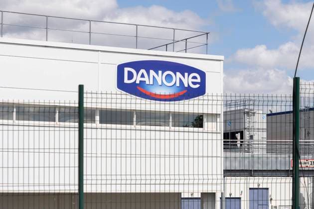 Ferrieres En Bray, France April 28, 2022 - French multinational food company Danone factory. French food giant Danone said it has more than doubled exports of its Neocate brand infant milk in recent months as the United States faces a shortage DANONE, ILLUSTRATION, GENERIQUE, PRODUITS LAITIERS, INDUSTRIE AGROALIMENTAIRE, ALIMENTATION, LOGO, USINE, EMPLOI, MULTINATIONALE FRANCAISE, ECONOMIE, CAC40, CAC 40, NUTRITION, ALIMENTS, USINE AGRO ALIMENTAIRE, HYGIENE ALIMENTAIRE, NOURRIR,  Copyright: xVincentxIsorex