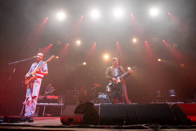 Innsbruck 04.06.2022, Olympiahalle, Innsbruck, AUT, Wanda Konzert, im Bild v.l. Bassist Reinhold Ray Weber, Sänger Marco Michael Wanda von der Band Wanda left to right: Bassist Reinhold Ray Weber Singer Marco Michael Wanda of the Austrian band Wanda during a concert of Wanda at the Olympiahalle in Innsbruck, Austria on 2022 06 04. Expa