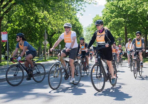 June 5, 2022, Montreal, PQ, Canada: Cyclists take part in the Tour de L Ile cycling race in Montreal, Sunday, June 5, 2022. Montreal Canada  - ZUMAc35_ 20220605_zaf_c35_013 Copyright: xGrahamxHughesx