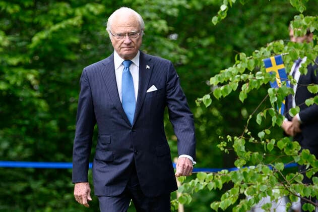 King Carl Gustaf participates in the National Day celebrations in Holje Park in Olofstrom in southern Sweden during Sweden s National Day 6 June 2022. Poto: Johan Nilsson TT Kod 50090 OLOFSTRÖM SWEDEN x50090x *** King Carl Gustaf participates in the National Day celebrations in Holje Park in Olofstrom in southern Sweden during Sweden s National Day 6 June 2022 Poto Johan Nilsson TT Kod 50090 OLOFSTRÖM SWEDEN x50090x  Copyright: xJohanxNilsson TTx SWEDEN NATIONAL DAY