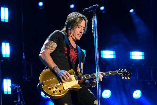 09 June 2022 - Nashville, Tennessee - Keith Urban. 2022 CMA Fest Nighty Concert Day One held at Nissan Stadium. Photo Credit: Dara-Michelle Farr AdMedia 281343 2022-06-09 Tennessee Nashville  Copyright: xAdMediax STAR_281343_043