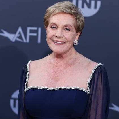 48th Annual AFI Life Achievement Award Honoring Julie Andrews English actress Julie Andrews arrives at the 48th Annual AFI Life Achievement Award Honoring Julie Andrews held at the Dolby Theatre on June 9, 2022 in Hollywood, Los Angeles, California, United States. Dolby Theatre, Hollywood, Los Angeles, California California United States  Copyright: xImagexPressxAgencyx originalFilename: collin-48thannu220610_npsMq.jpg