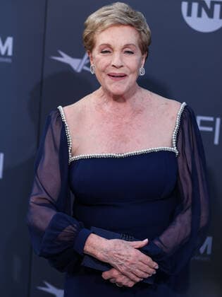 48th Annual AFI Life Achievement Award Honoring Julie Andrews English actress Julie Andrews arrives at the 48th Annual AFI Life Achievement Award Honoring Julie Andrews held at the Dolby Theatre on June 9, 2022 in Hollywood, Los Angeles, California, United States. Dolby Theatre, Hollywood, Los Angeles, California California United States  Copyright: xImagexPressxAgencyx originalFilename: collin-48thannu220610_npe3w.jpg