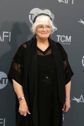June 9, 2022, Los Angeles, CA, USA: LOS ANGELES - JUN 9: Angela Cartwright at the 48th AFI Life Achievement Award Gala Tribute Celebrating Julie Andrews at Dolby Theater on June 9, 2022 in Los Angeles, CA Los Angeles USA - ZUMAnc22 20220609_zaa_nc22_111 Copyright: xKathyxHutchinsx