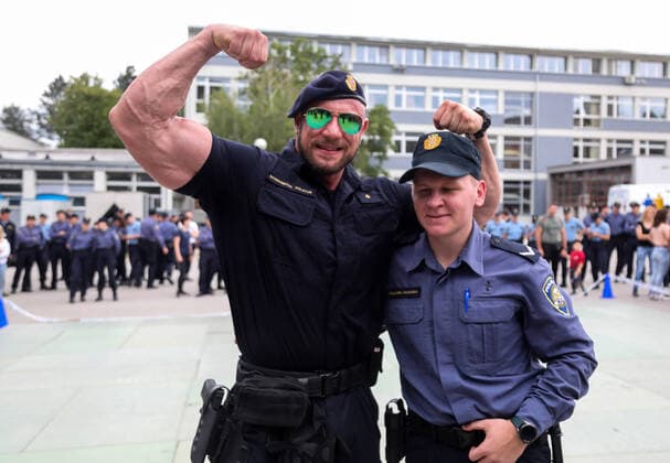 News Themen der Woche KW23 News Bilder des Tages Kroatien, Tag der offenen Tür bei der Polizei Zagreb PXL_Police Academy Open Doors Day Demonstration exercises held on the Police Academy Open Doors Day ,in Zagreb, Croatia, on June 10, 2022. ZeljkoxHladika PIXSELL