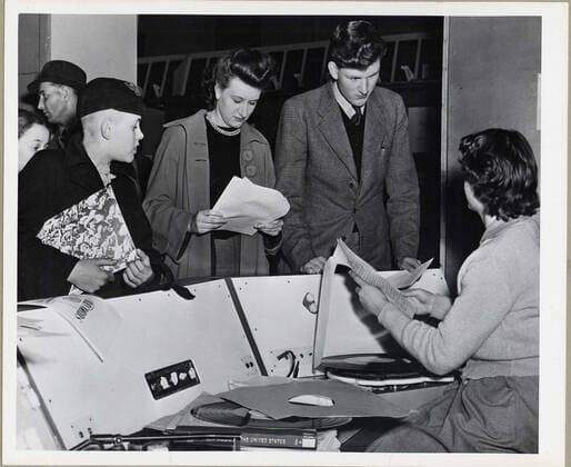 Visitors at the USIS Music Desk, London ca. 1950 1062_05_M_-11914-