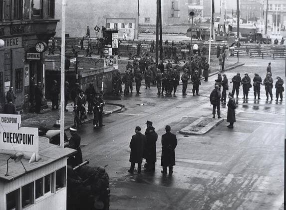12 4 1961 - Behind a Thick Barrier of Military Equipped Volksarmy the Volkspolice and Construction Workers Erect a Tank Barrier at the Border Crossing Friedrichstrasse 1062_05_M_-13188-