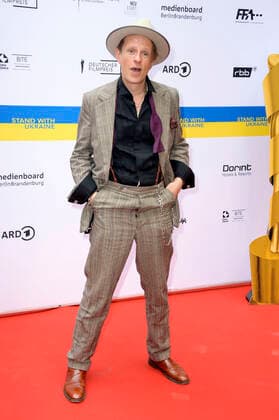 Alexander Scheer beim Nominiertenabend zum Deutschen Filmpreis 2022 im BITE by Ritter Richard. Berlin, 11.06.2022