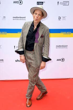 Alexander Scheer beim Nominiertenabend zum Deutschen Filmpreis 2022 im BITE by Ritter Richard. Berlin, 11.06.2022