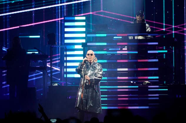 Neil Tennant und Chris Lowe von den Pet Shop Boys live bei einem Konzert der Dreamworld - The Greatest Hits Live Tour in der Mercedes-Benz Arena. Berlin, 11.06.2022