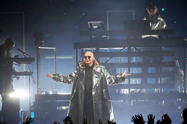 Entertainment Themen der Woche KW23 Neil Tennant und Chris Lowe von den Pet Shop Boys live bei einem Konzert der Dreamworld - The Greatest Hits Live Tour in der Mercedes-Benz Arena. Berlin, 11.06.2022
