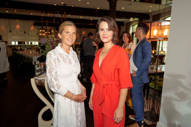 Nominiertenabend DEUTSCHER SCHAUSPIELPREIS (DSP) 2022 Kerstin Schilly und Yara Hoffmann beim Nominiertenabend DEUTSCHER SCHAUSPIELPREIS (DSP) 2022 im Hotel Zoo in Berlin. 14.06.2022 Copyright: xEventpressxRadkex