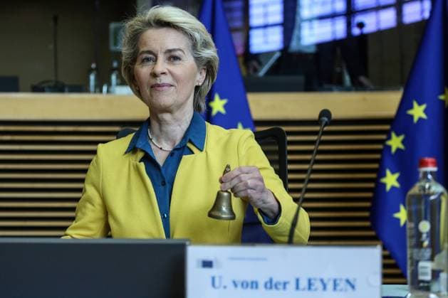 Bilder des Jahres 2022, News 06 Juni June 17, 2022, Brussels, Brussels Capital Region, Belgium: European Commission President Ursula von der Leyen during the weekly College meeting of Commissioners at the European Commission headquarters in Brussels, Belgium, on June 17, 2022. On June 17, the European Commission will deliver its verdict on granting EU candidate status to Ukraine, Georgia and Moldova. Brussels Belgium - ZUMAm177 20220617_zip_m177_007 Copyright: xValeriaxMongellix