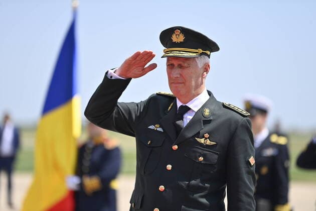 Entertainment Themen der Woche KW24 Entertainment Bilder des Tages King Philippe - Filip of Belgium arrives for a royal visit to the Belgian military detachment in Constanta on the Black Sea in Romania, Friday 17 June 2022. The Belgian soldiers are part of a NATO force sent out after the start of the war in Ukraine. The King is officially welcomed by the Romanian President Iohannis, and afterwards takes part in a lunch with the Belgian military. In the afternoon he visits the accommodations and maintenance area of the military base. He also attends a demo of military vehicles and meets the military.  POOLxERICxLALMAND 36425936