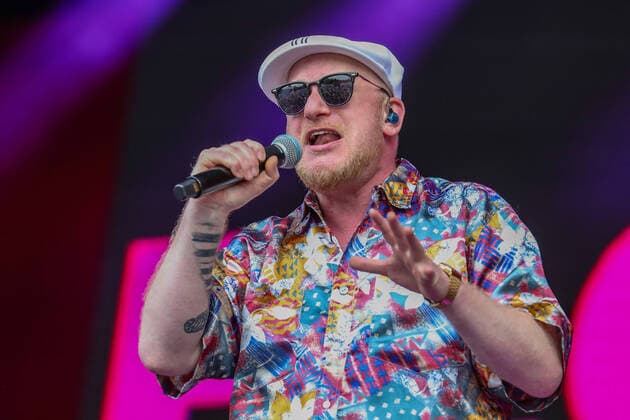 DIE FANTASTISCHEN VIER - 30 Jahre Live am 17.06.2022 in der Hänsch-Arena in Meppen Vorband Sänger Flo Mega Foto: osnapix DIE FANTASTISCHEN VIER - 30 Jahre Live