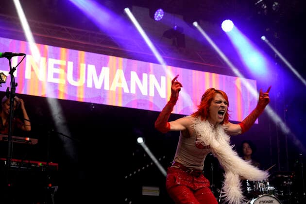 Kosmos Festival 2022 Chemnitz, Kosmos-Festival, 17.06.2022, Musik Act, Alli Neumann Chemnitz Stadtzenrum