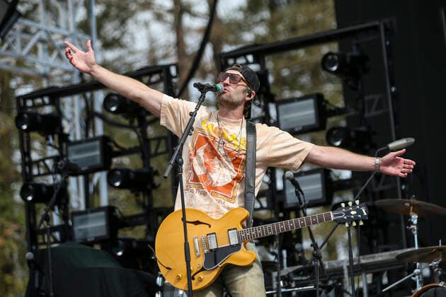 Country Summer Music Festival in Santa Rosa Sonoma June 17, 2022, Santa Rosa, CA, USA: Ryan Hurd performs on Day 1 of County Summer Music Festival at Sonoma County Fairgrounds on June 17, 2022 in Santa Rosa, California. Santa Rosa USA - ZUMAs181 20220617_zea_s181_005 Copyright: xImagespacex