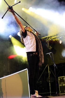 Foreigner - Rock the Ring 2022 Hinwil Kelly Hansen, Sänger der britisch-amerikanischen Rockband Foreigner. Konzert beim Rock the Ring Festival in Hinwil am 17.06.2022. Kanton Zürich, Schweiz.