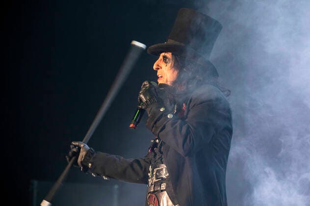 Alice Cooper live bei einem Konzert der Detroit Muscle: Live Tour in der Stadthalle. Zwickau, 17.06.2022