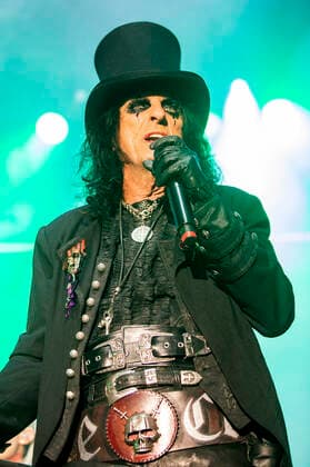Alice Cooper live bei einem Konzert der Detroit Muscle: Live Tour in der Stadthalle. Zwickau, 17.06.2022