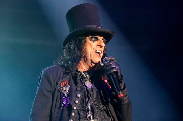 Alice Cooper live bei einem Konzert der Detroit Muscle: Live Tour in der Stadthalle. Zwickau, 17.06.2022