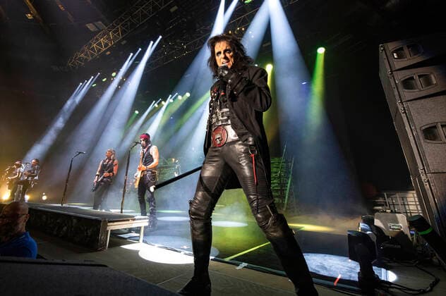 Alice Cooper live bei einem Konzert der Detroit Muscle: Live Tour in der Stadthalle. Zwickau, 17.06.2022