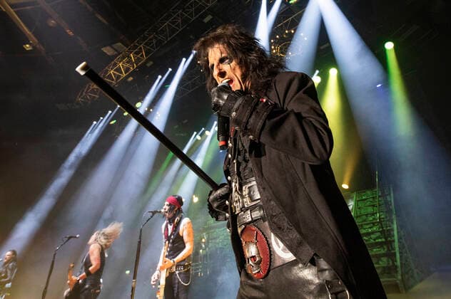 Alice Cooper live bei einem Konzert der Detroit Muscle: Live Tour in der Stadthalle. Zwickau, 17.06.2022