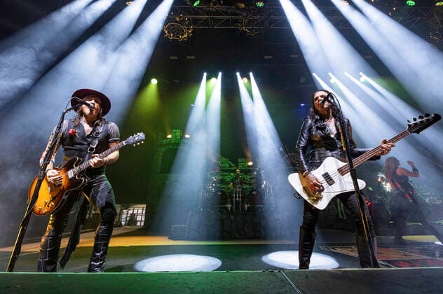 Ryan Roxie, Glen Sobel und Chuck Garric live bei einem Konzert der Detroit Muscle: Live Tour in der Stadthalle. Zwickau, 17.06.2022