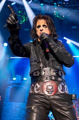 Alice Cooper live bei einem Konzert der Detroit Muscle: Live Tour in der Stadthalle. Zwickau, 17.06.2022