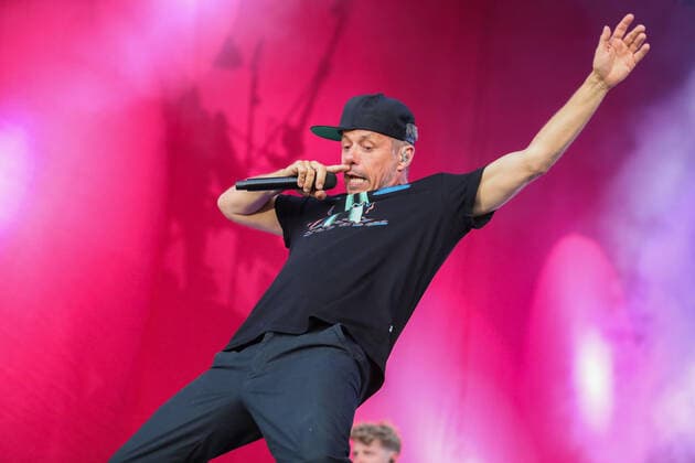 DIE FANTASTISCHEN VIER - 30 Jahre Live am 17.06.2022 in der Hänsch-Arena in Meppen Die Fantastischen Vier bei Ihrem Konzert in Meppen, hier Michael Michi Beck Foto: osnapix DIE FANTASTISCHEN VIER - 30 Jahre Live