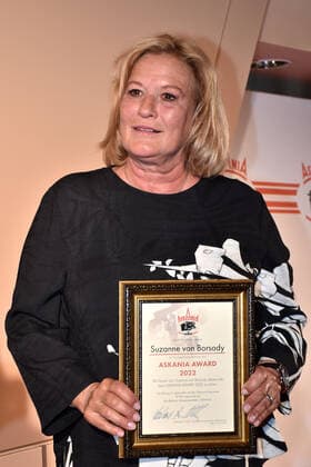 Entertainment Bilder des Tages Suzanne von Borsody bei der Verleihung vom Askania Award am 18.06.2022 in Berlin Askania Award 2022 in Berlin